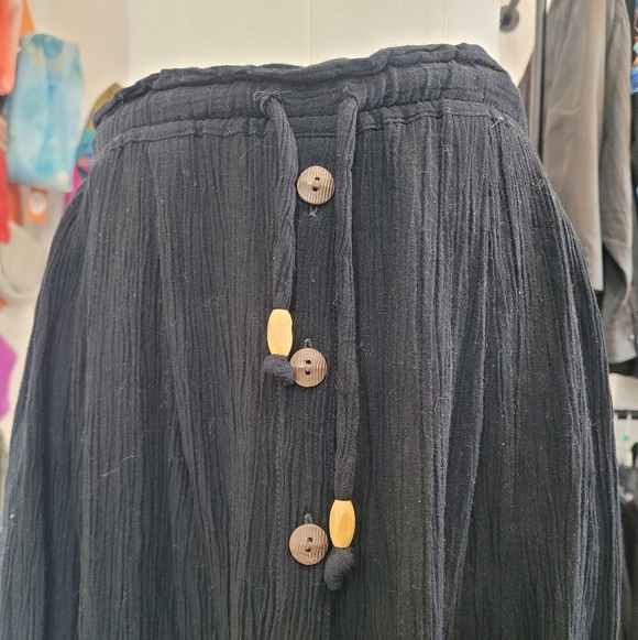 Lizsport Black Button-Down Skirt with Gold Accents - Picture 3 of 6